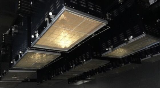 Hot Spot Endurance Testing Chamber / BBA Steady Sun Simulator Natural Light Photovoltaic Module PV Aging Tester Machine Equipment